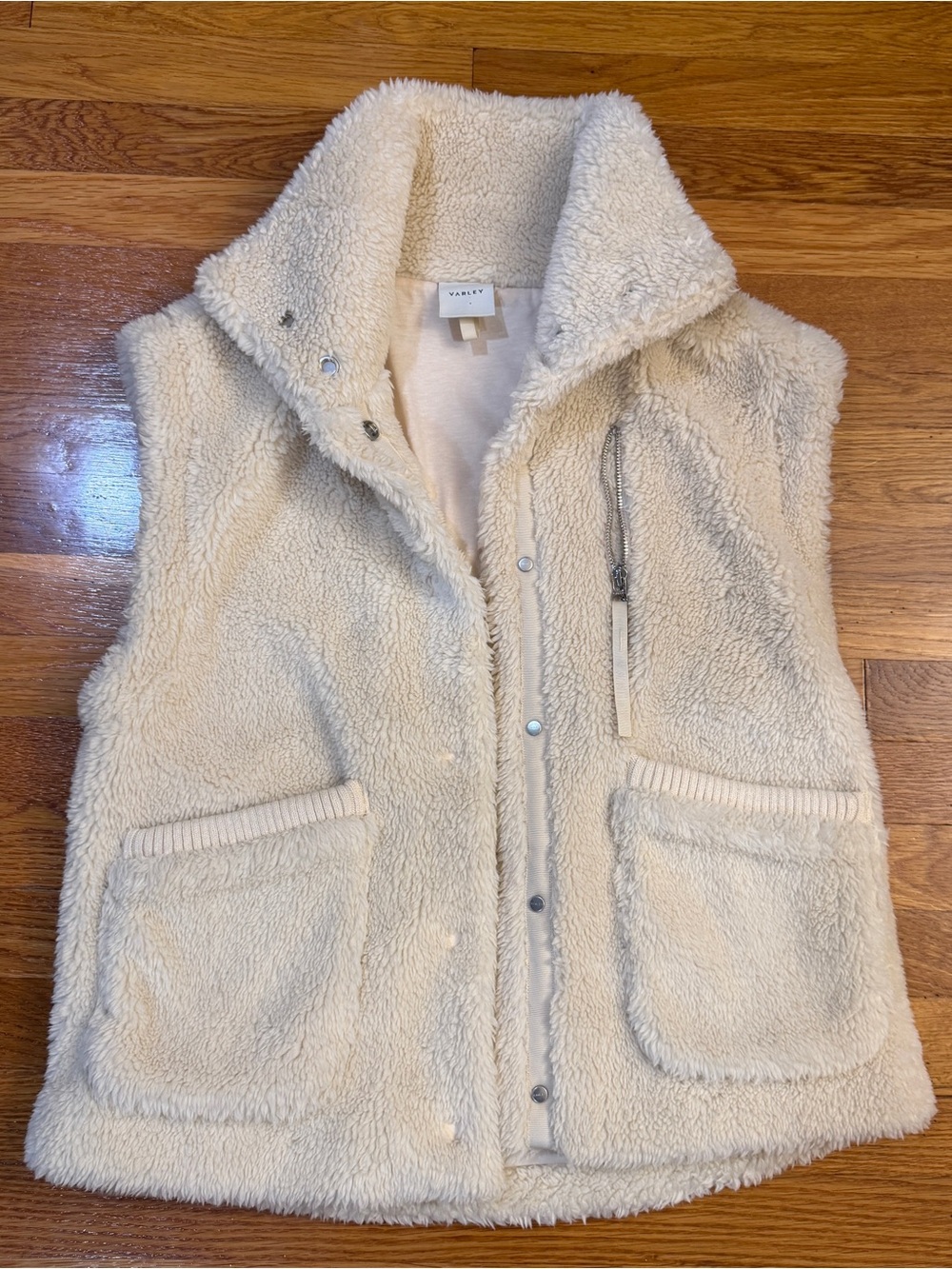 Varley Balter Relaxed Sherpa Gilet Vest in Cream - Size Small (20" P2P) NWOT